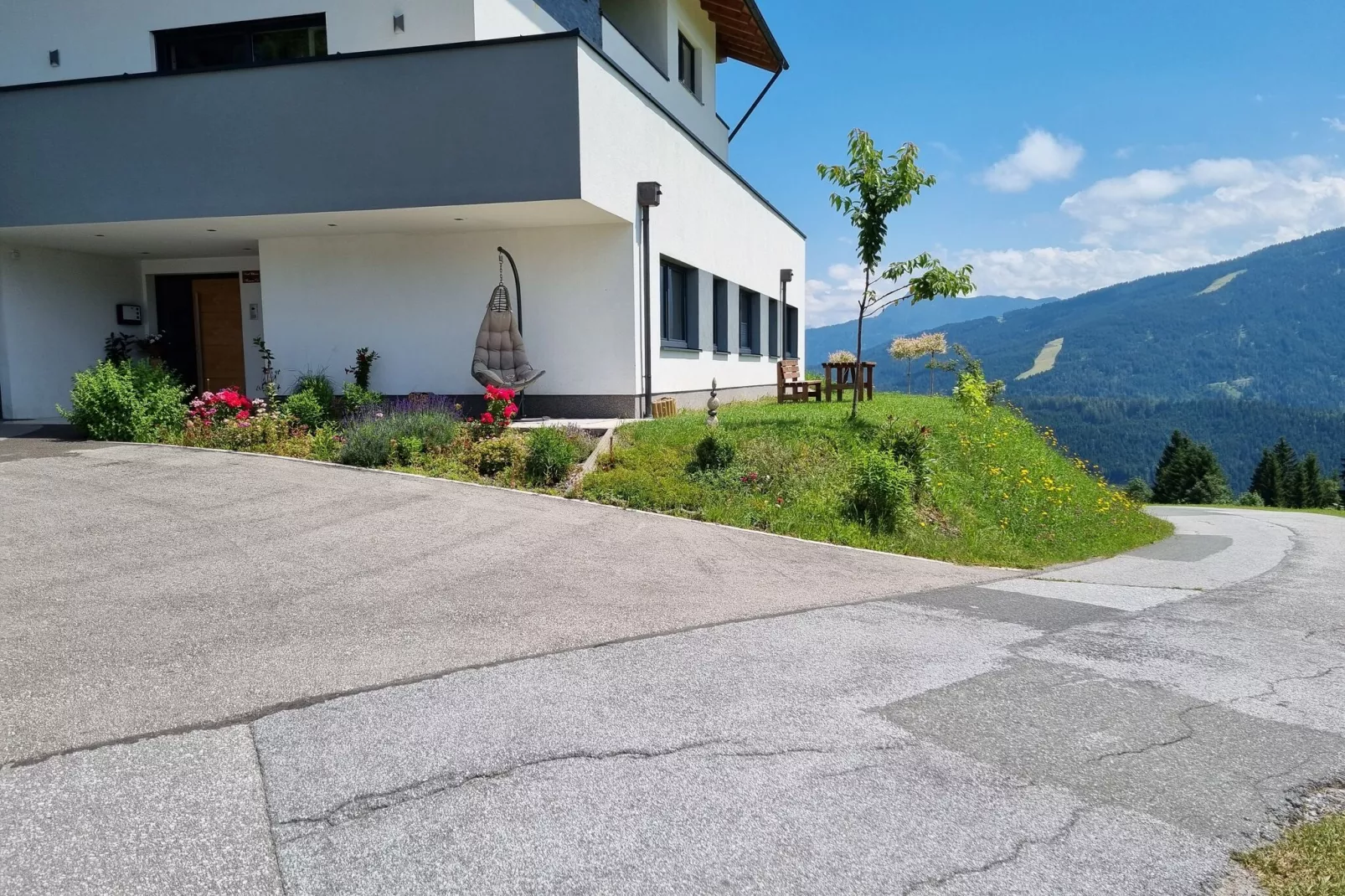 Apartment Bergblick-Exterior summer