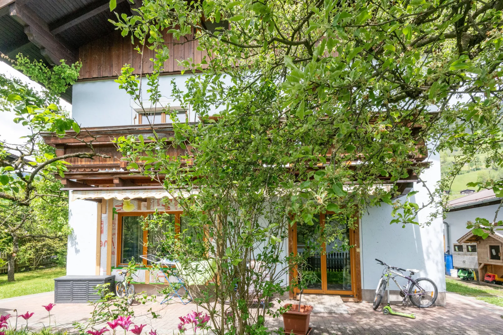 Apartment Klingler-Gardens summer
