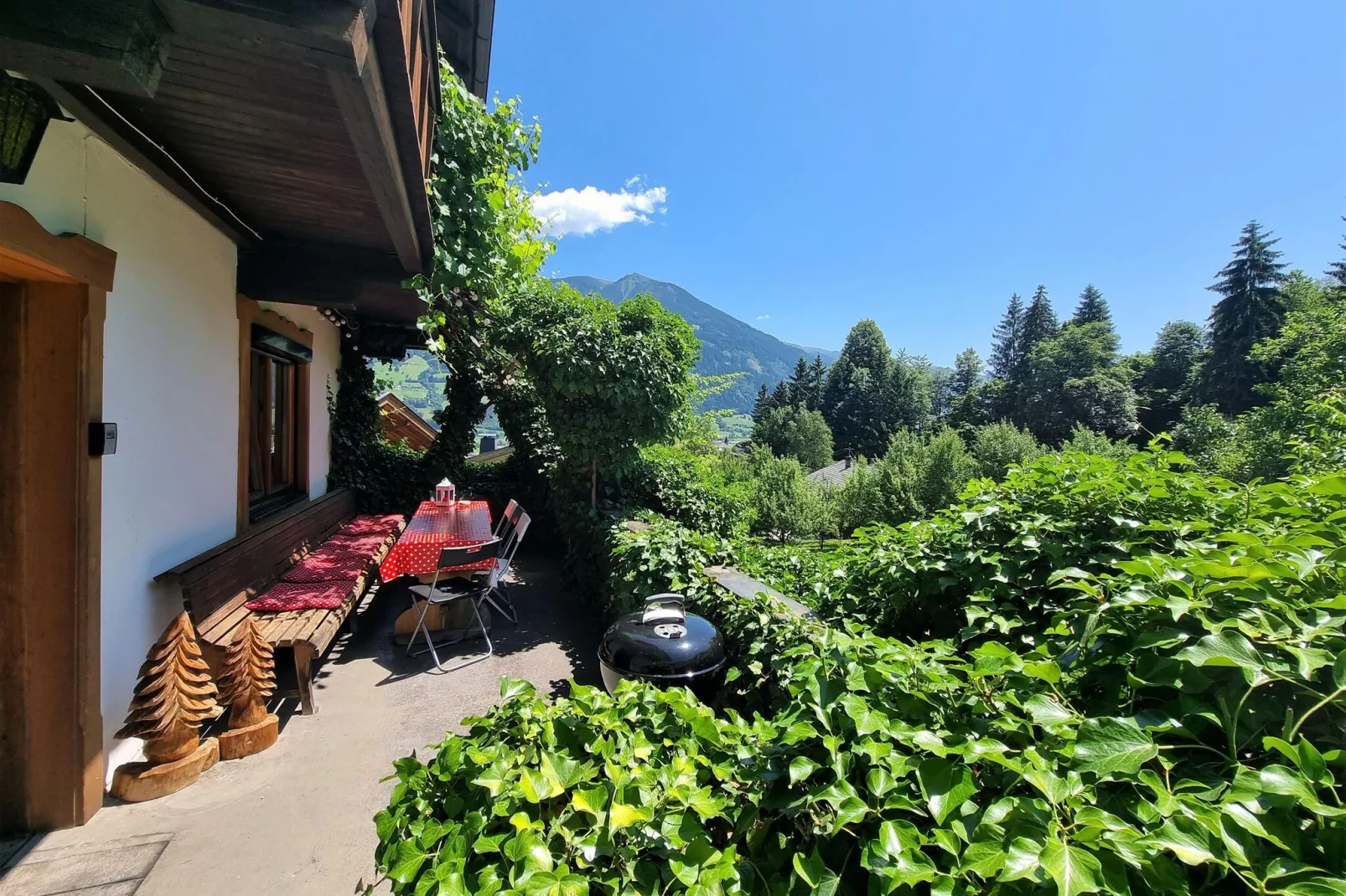 Haus Sonneneck-Außenbereich Sommer