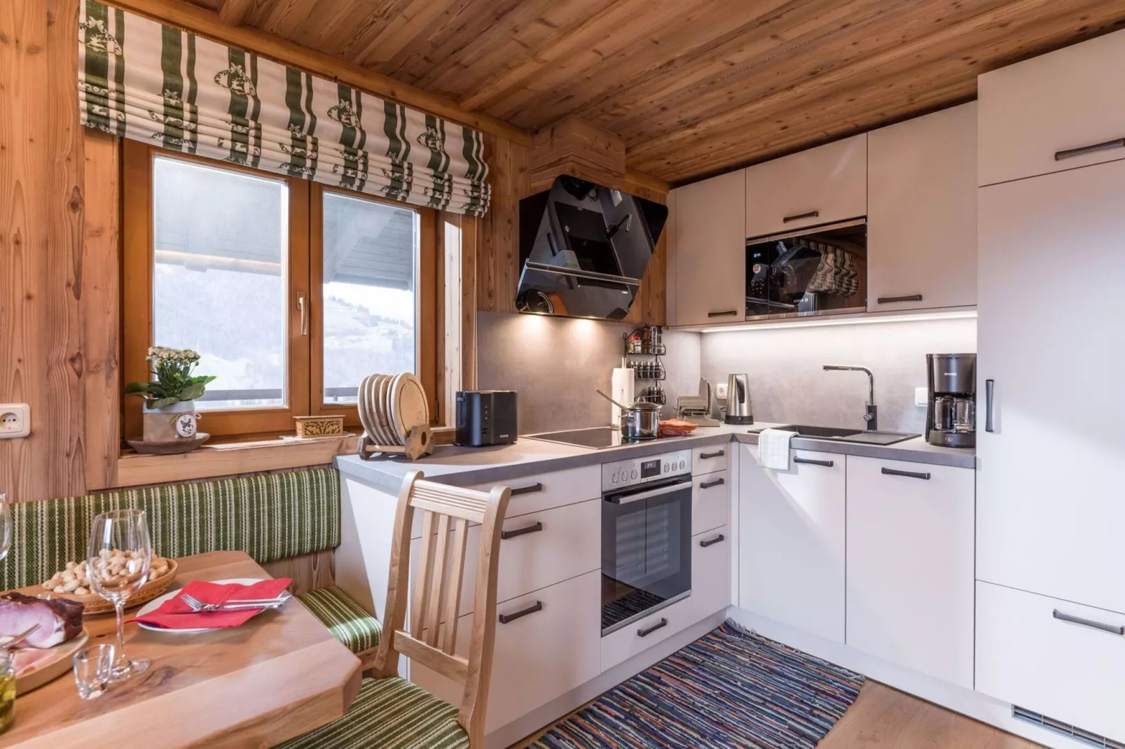 Hohe Salve-Kitchen