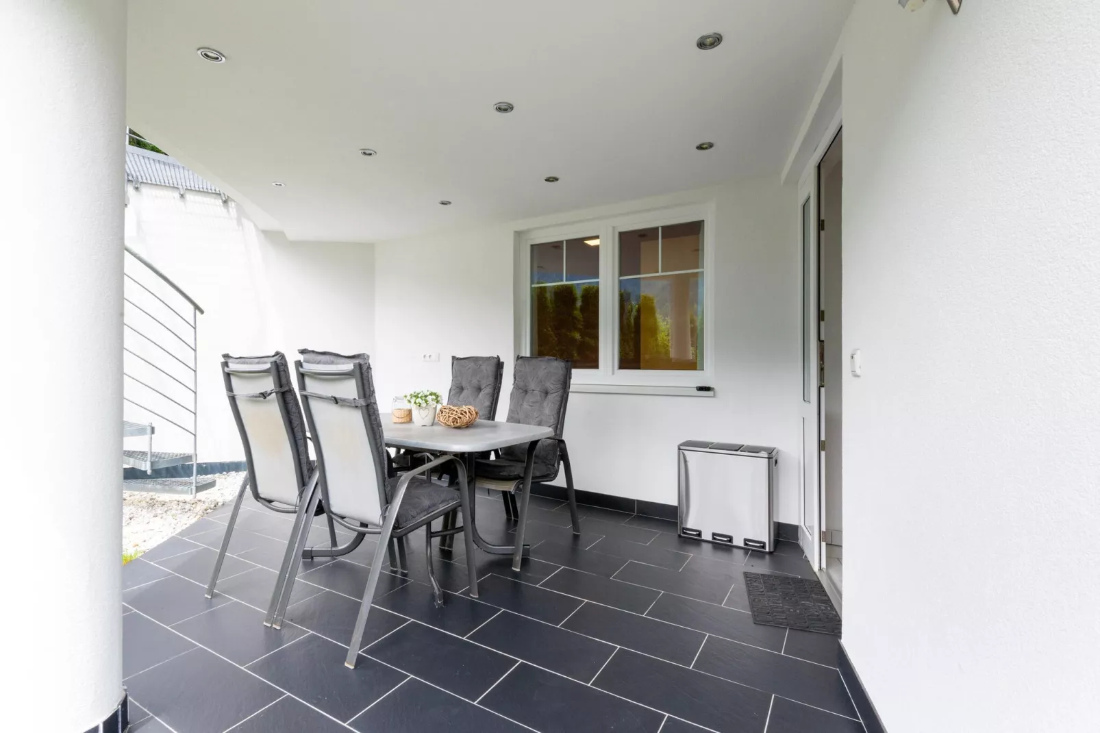 Björn-Terrace balcony