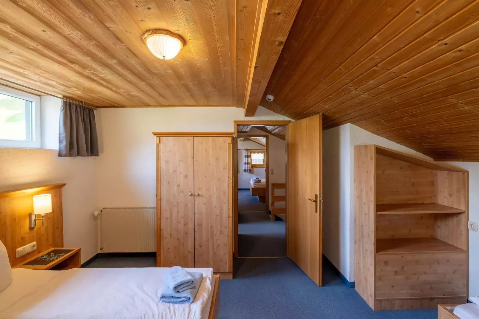 Apartment 4-6/3-Schlafzimmer