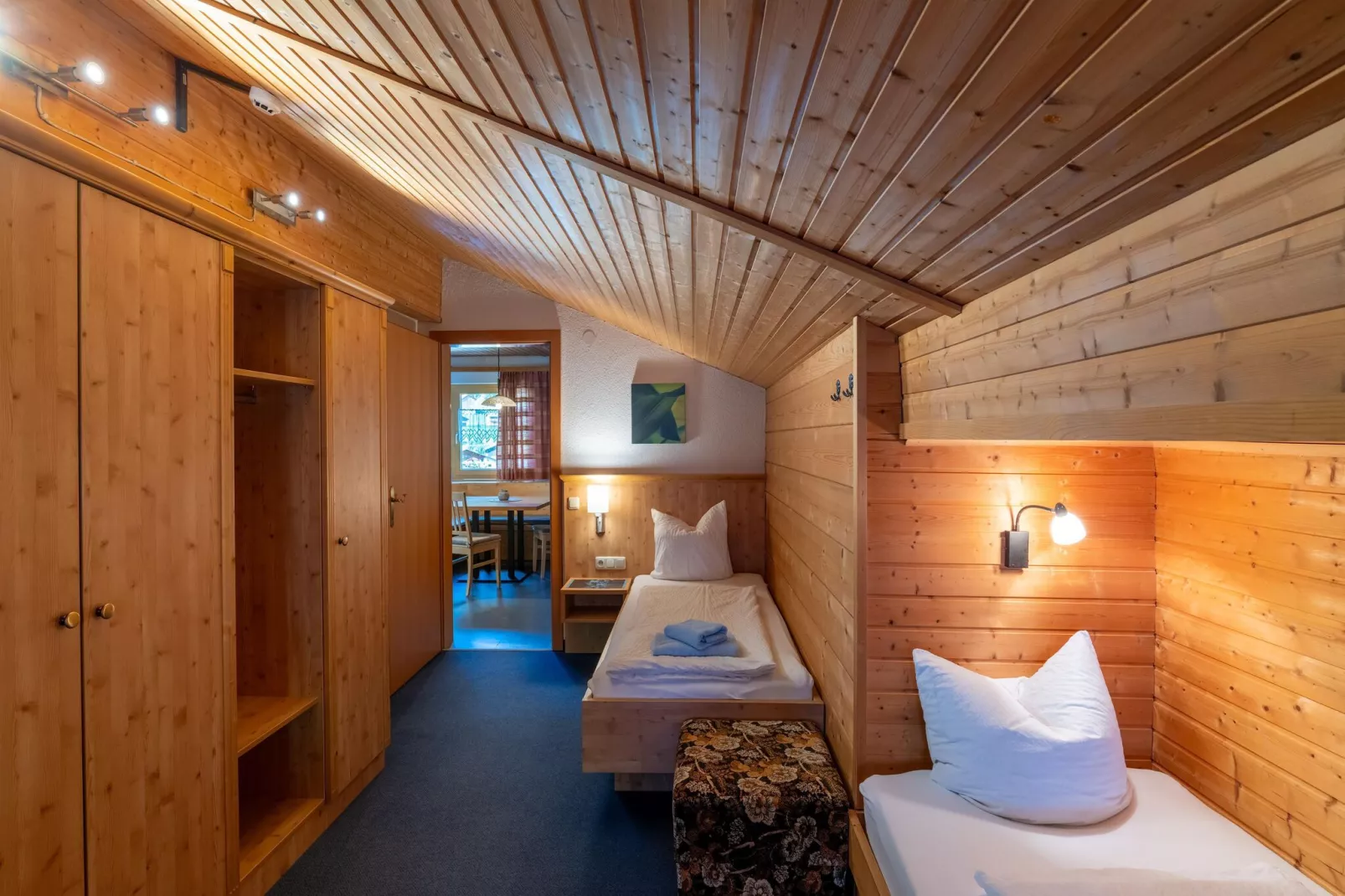 Apartment 4-6/2-Schlafzimmer