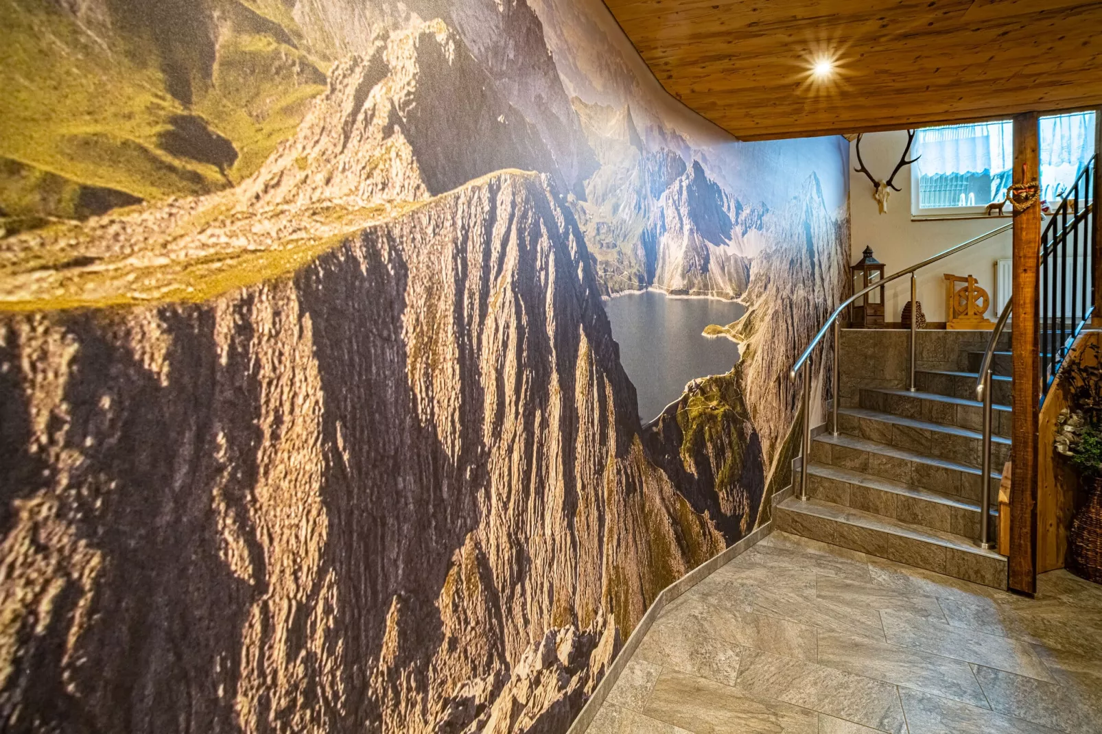Apartment 2-Landing
