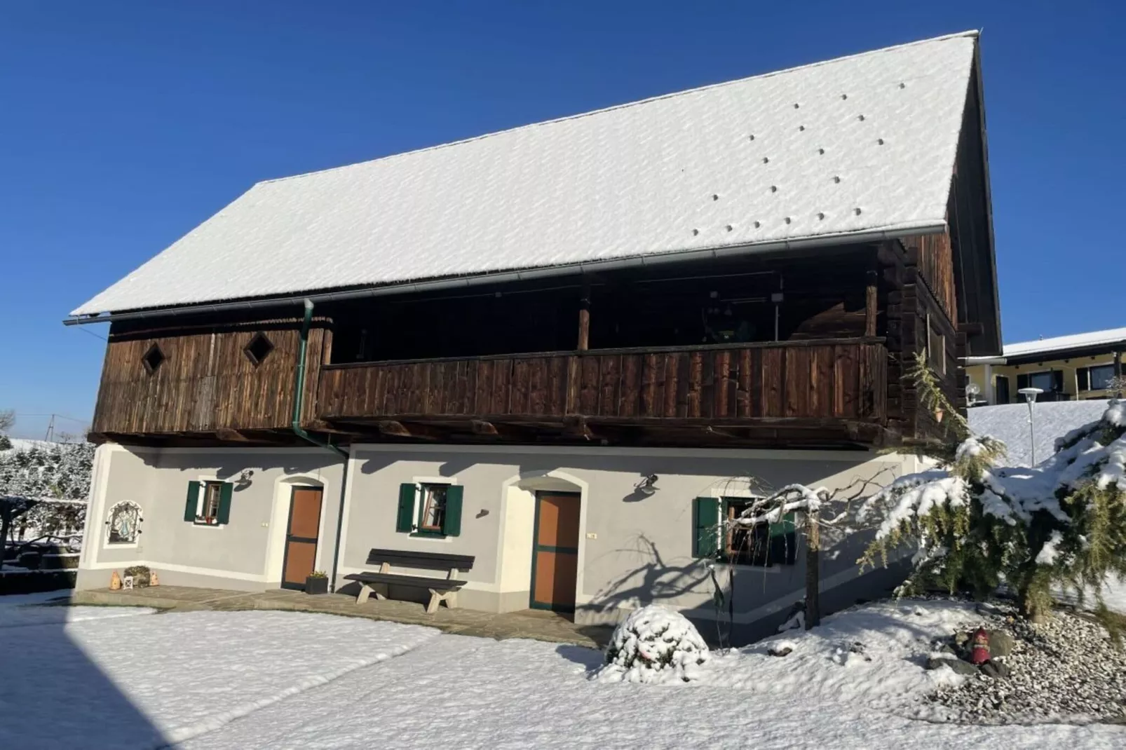 491753-Exterior winter