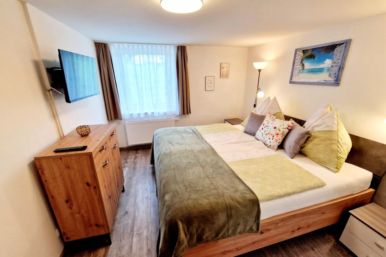 Bettinas Ferienwohnung OG-Chambre