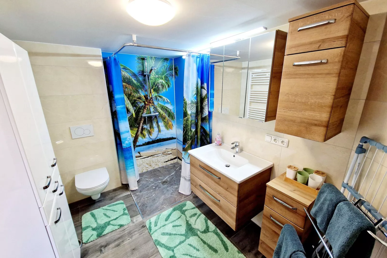 Bettinas Ferienwohnung OG-Salle de bain