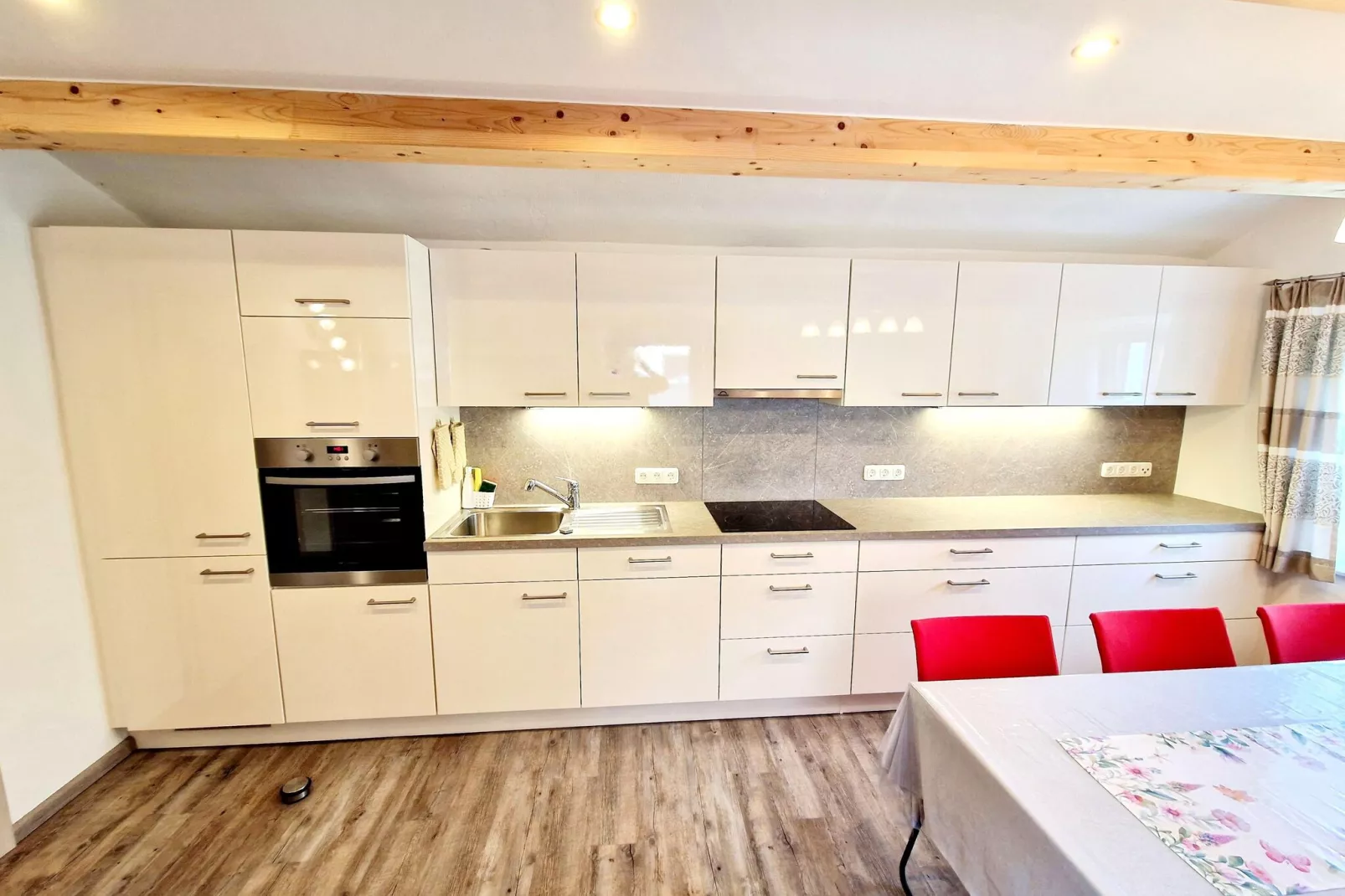 Bettinas Ferienwohnung UG-Küche