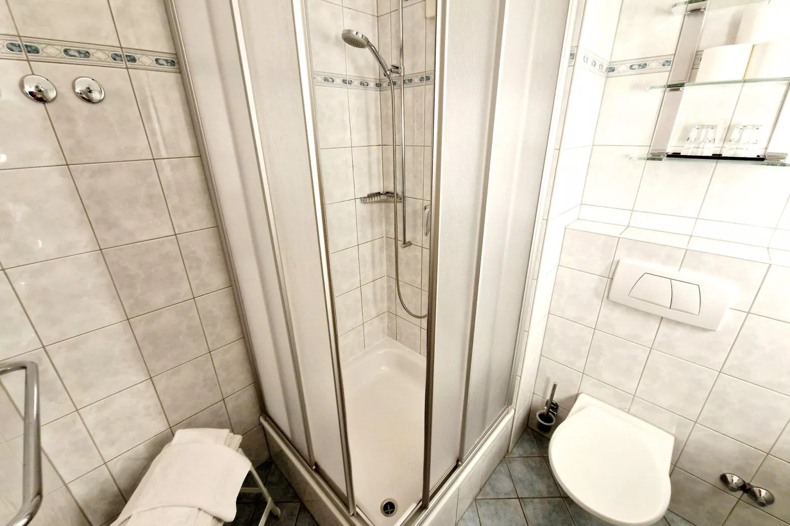 Alpenblick/Alpenhorst-Bathroom