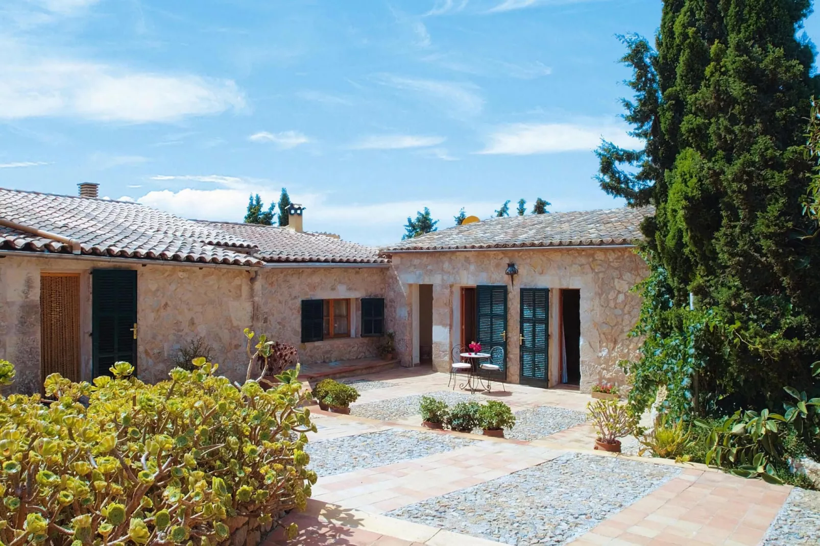 Estudio-(+/-) Estudio-Exterior summer