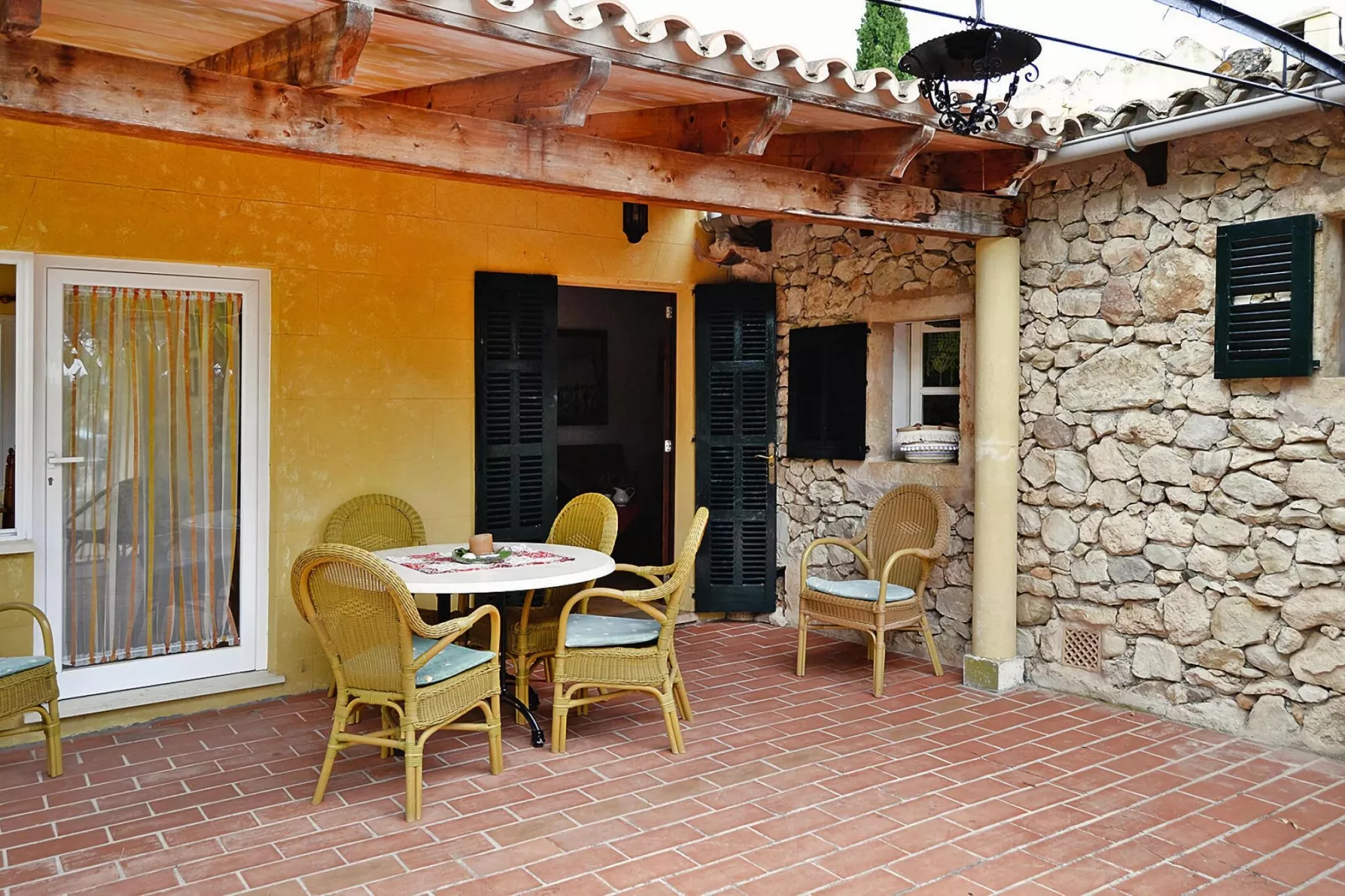 Estudio-(+/-) Estudio-Terrace balcony