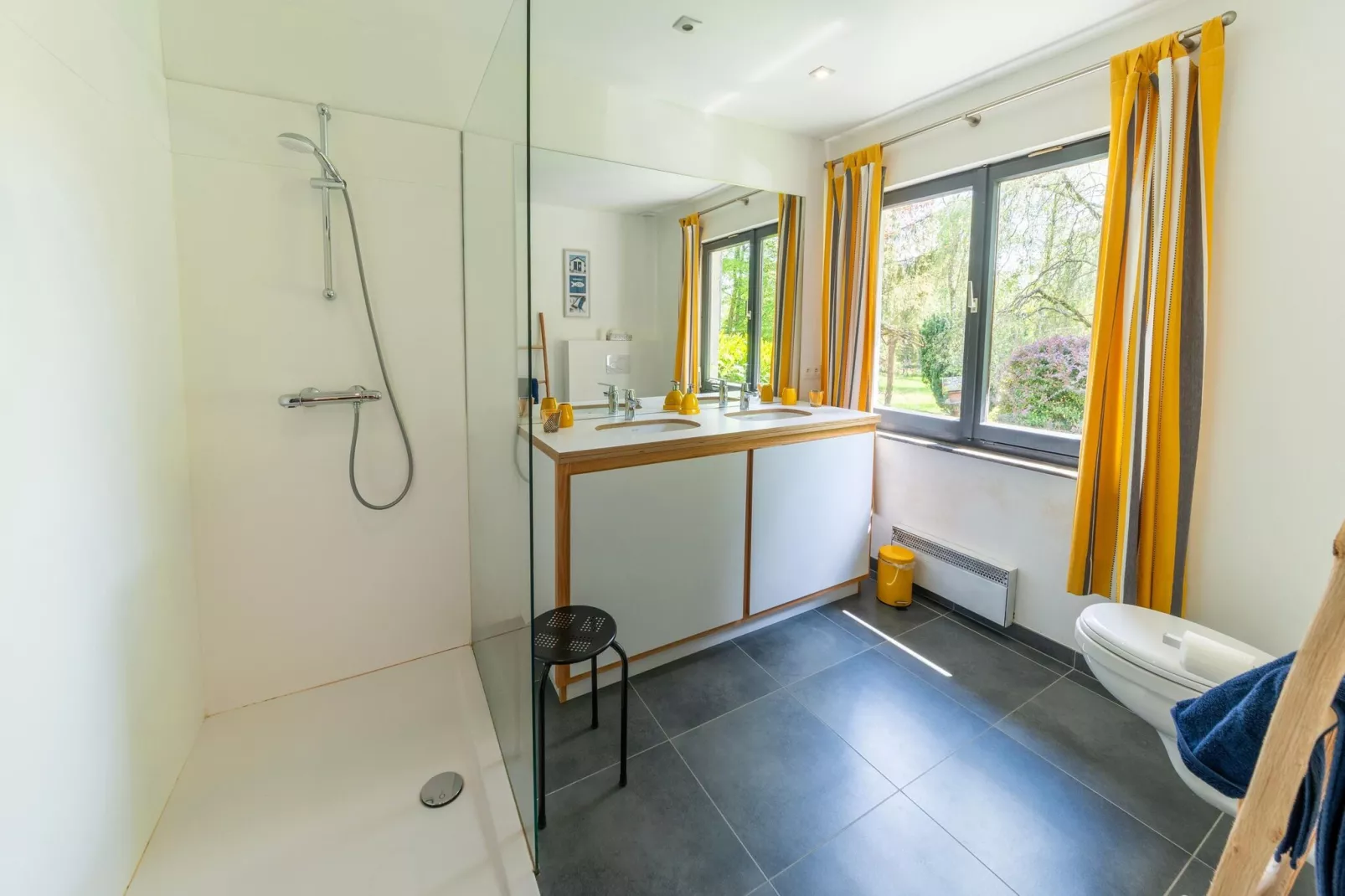 La maison du fagnard-Bathroom