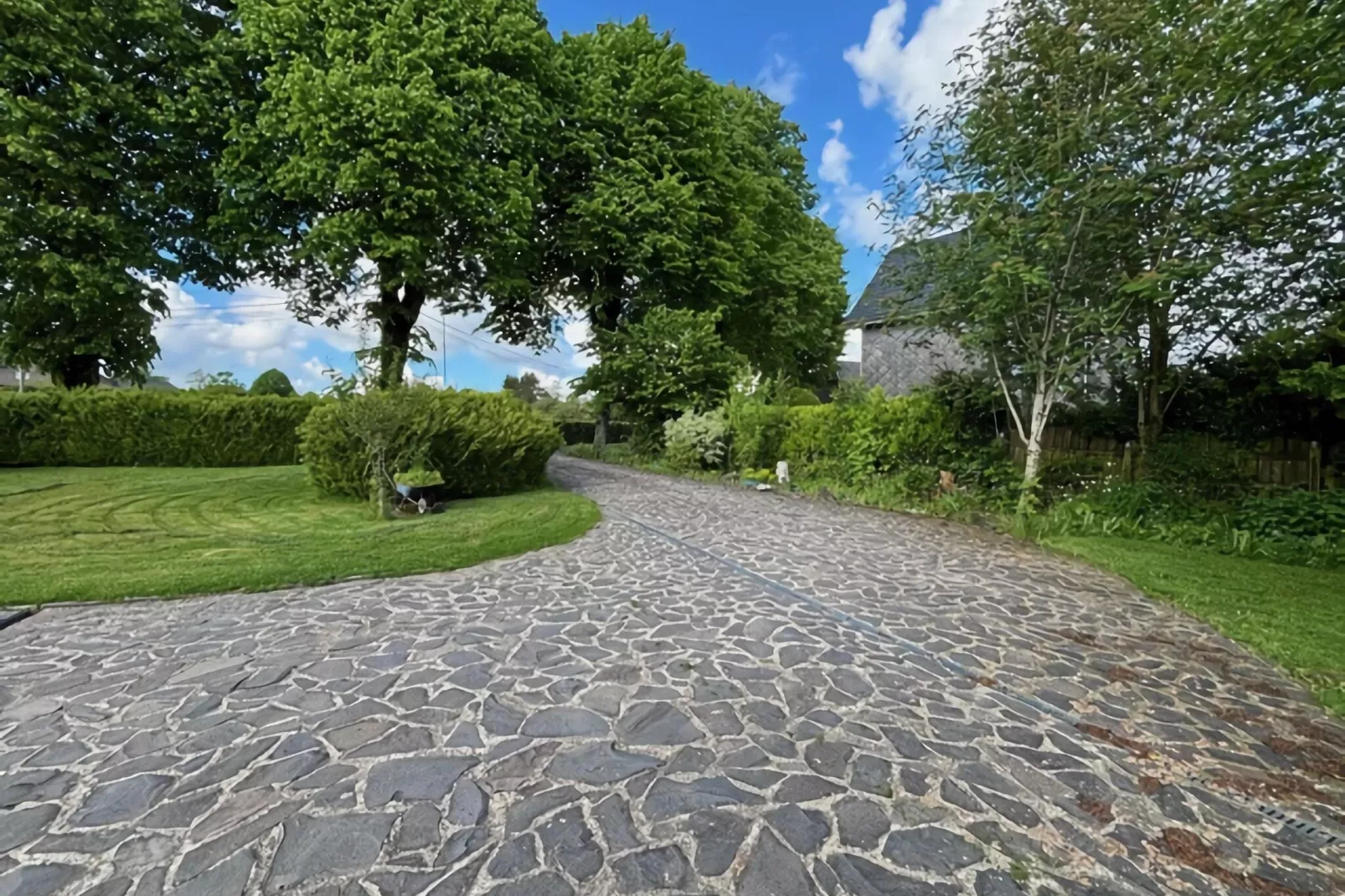 Le Domaine de l’Est-Aussicht Sommer