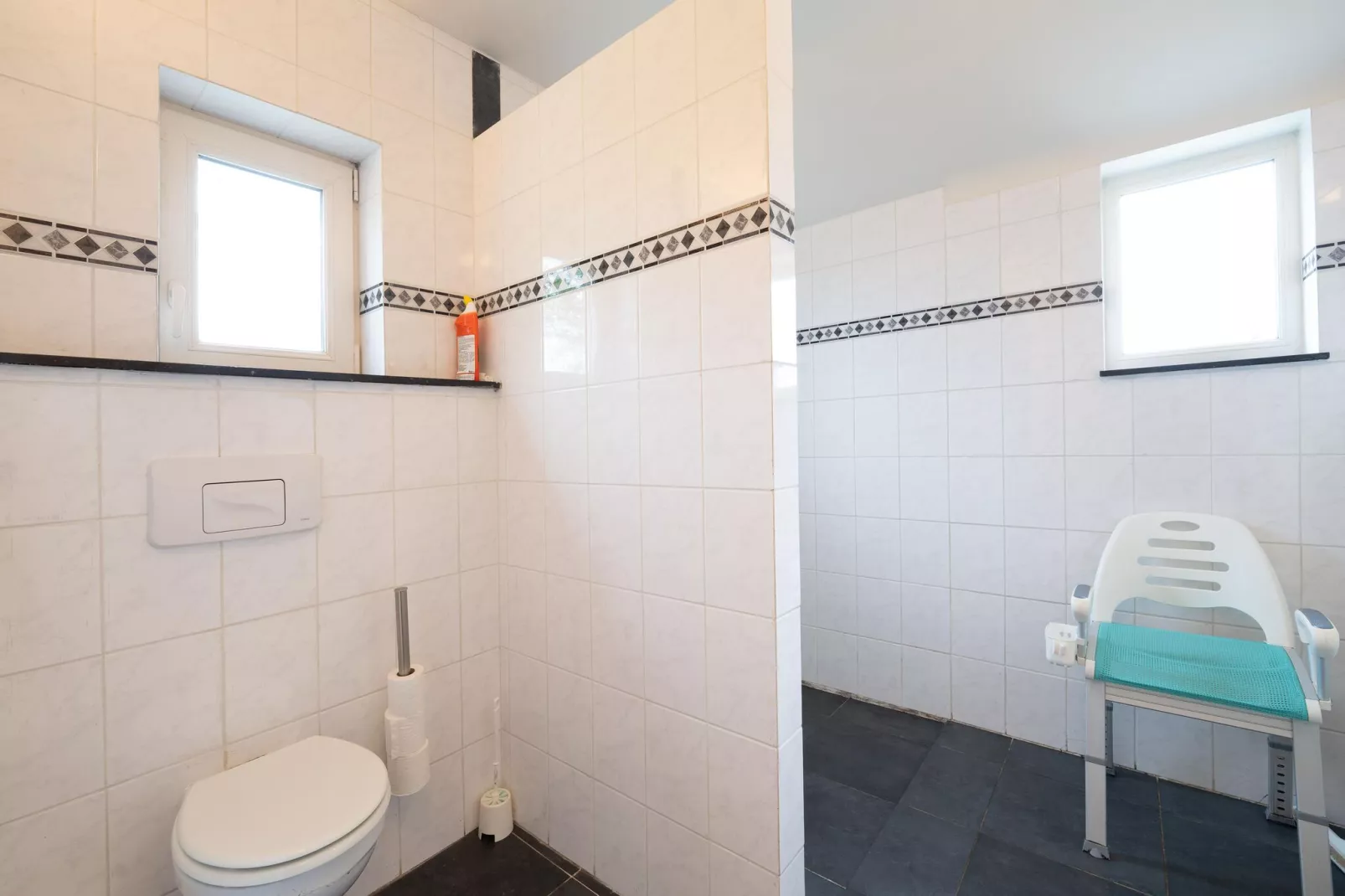 Hof ter Blote II-Bathroom
