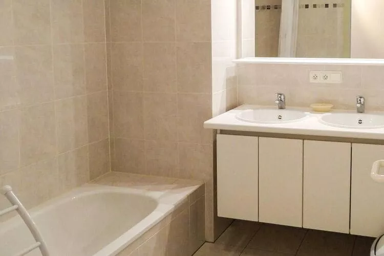 MISTRAL 0401-Bathroom