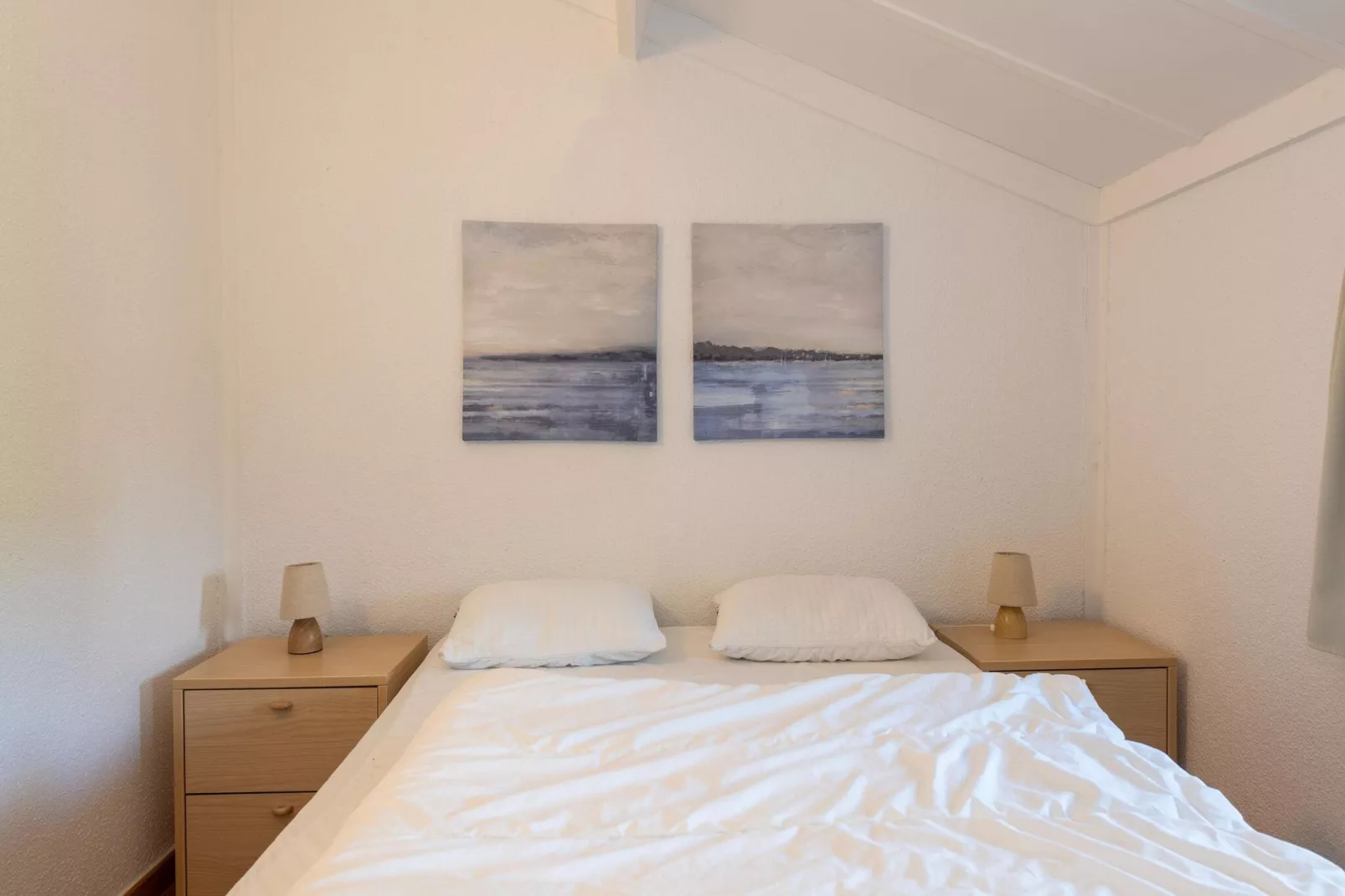NWD114-Bedroom