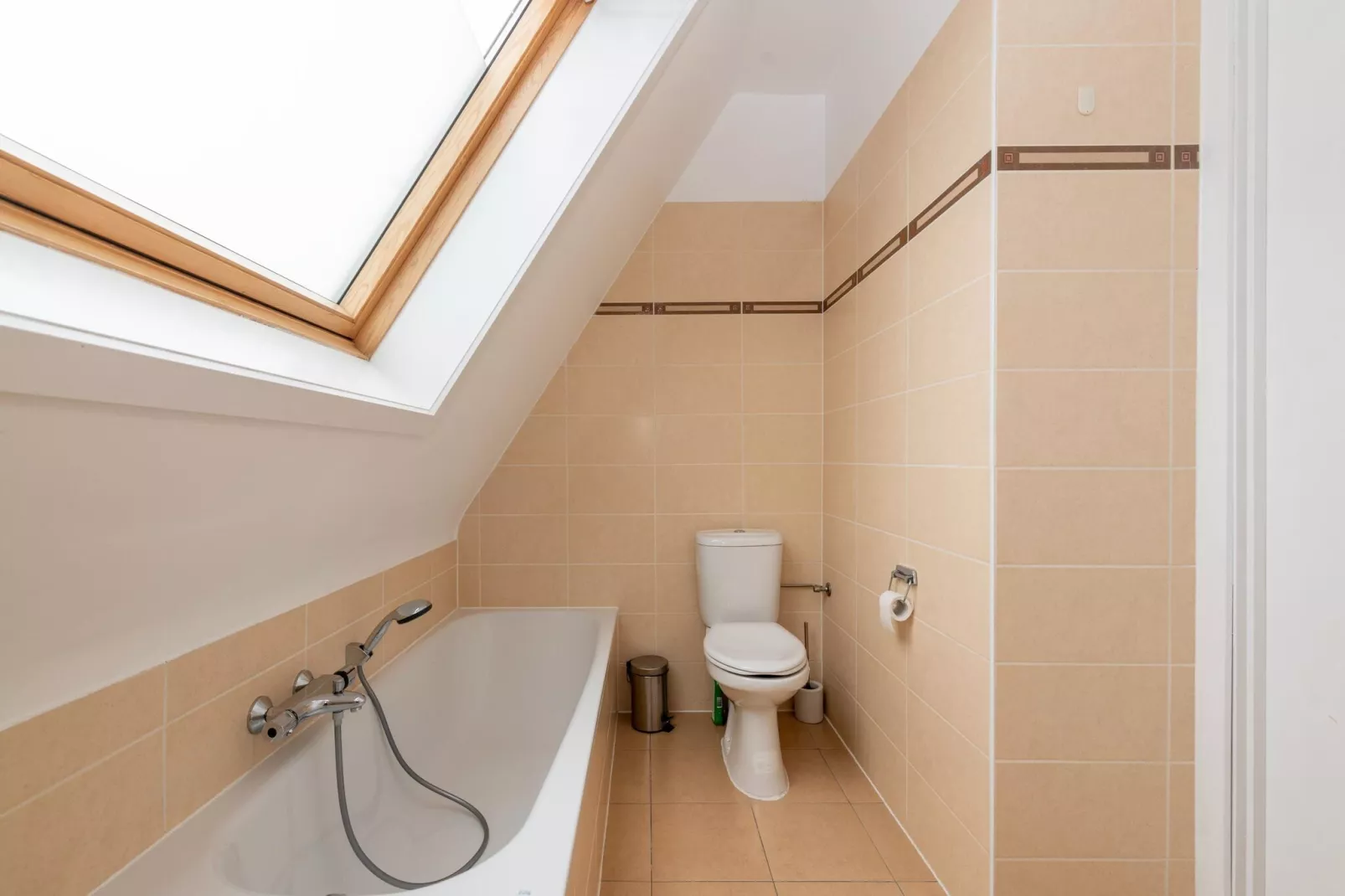NWD40D0202-Bathroom