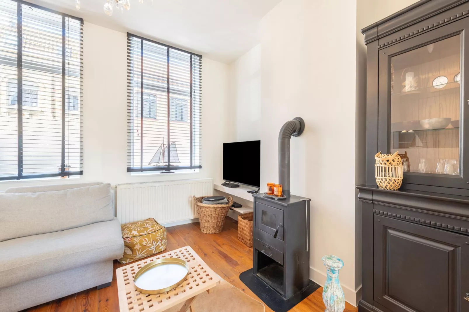 OLV 8-Living room