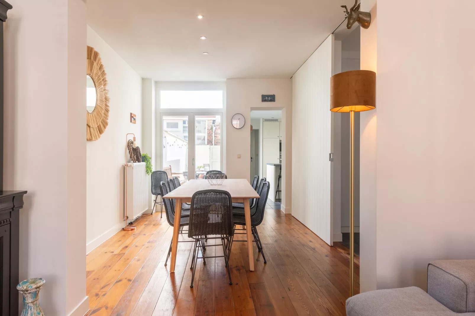 OLV 8-Dining room