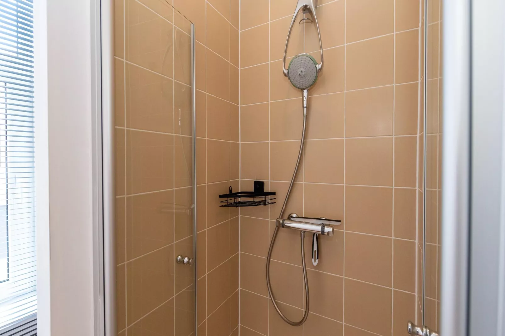 OLV 8-Bathroom