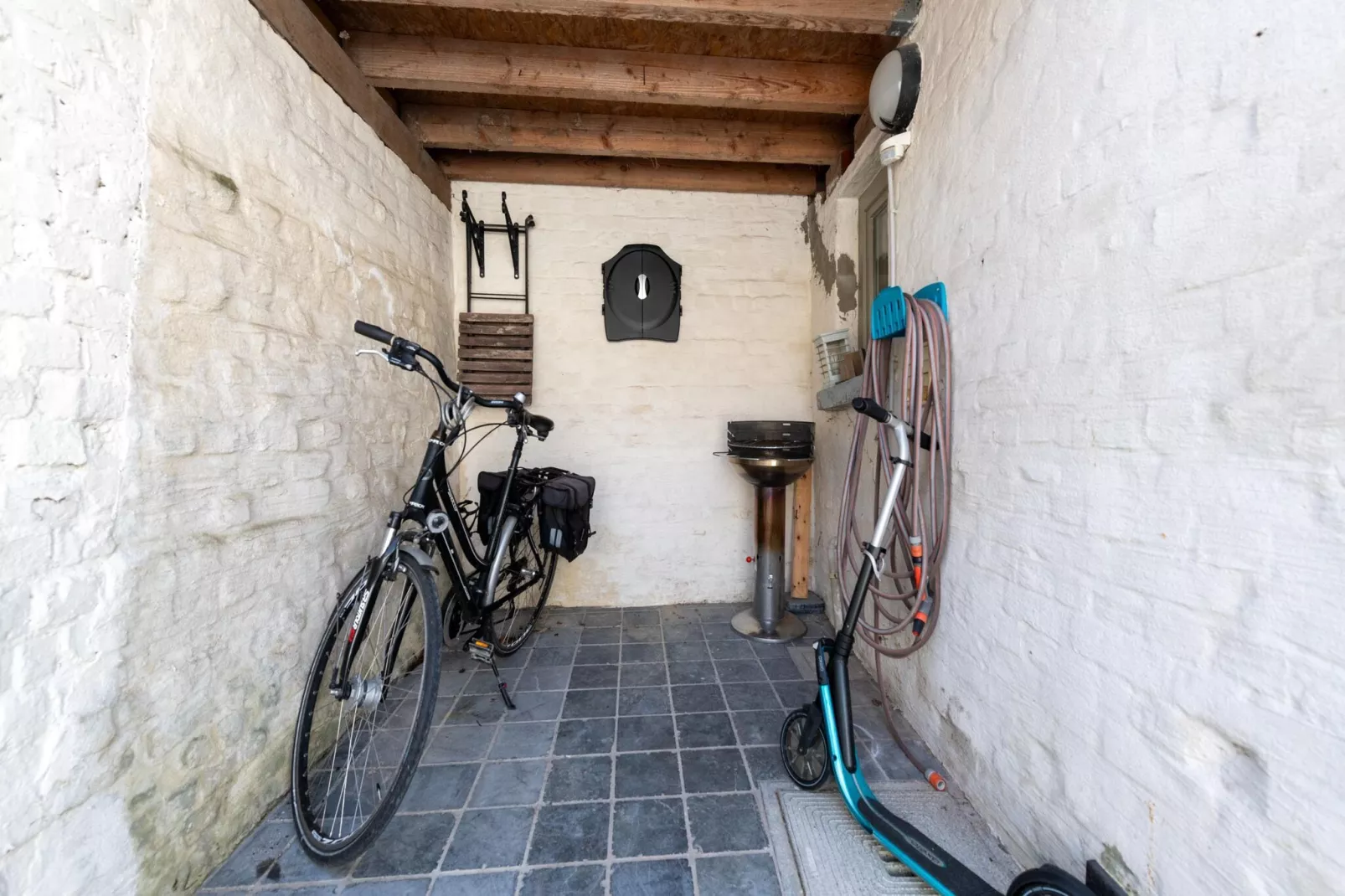 OLV 8-Facilities