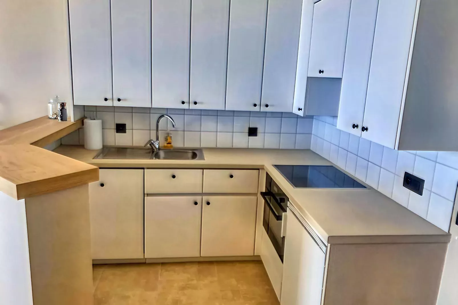 SCORPIO BI /1099-Kitchen