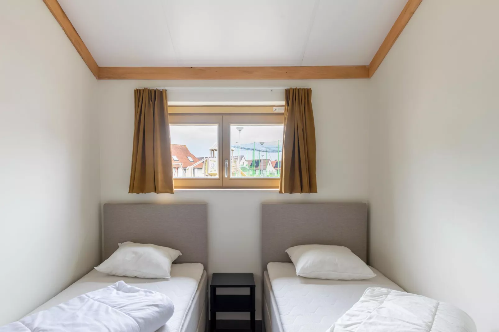 W19-Bedroom