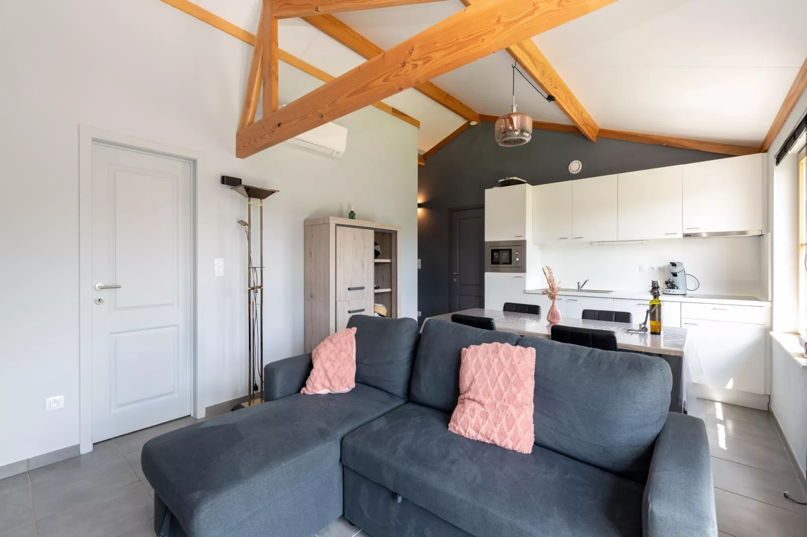 W21-Living room