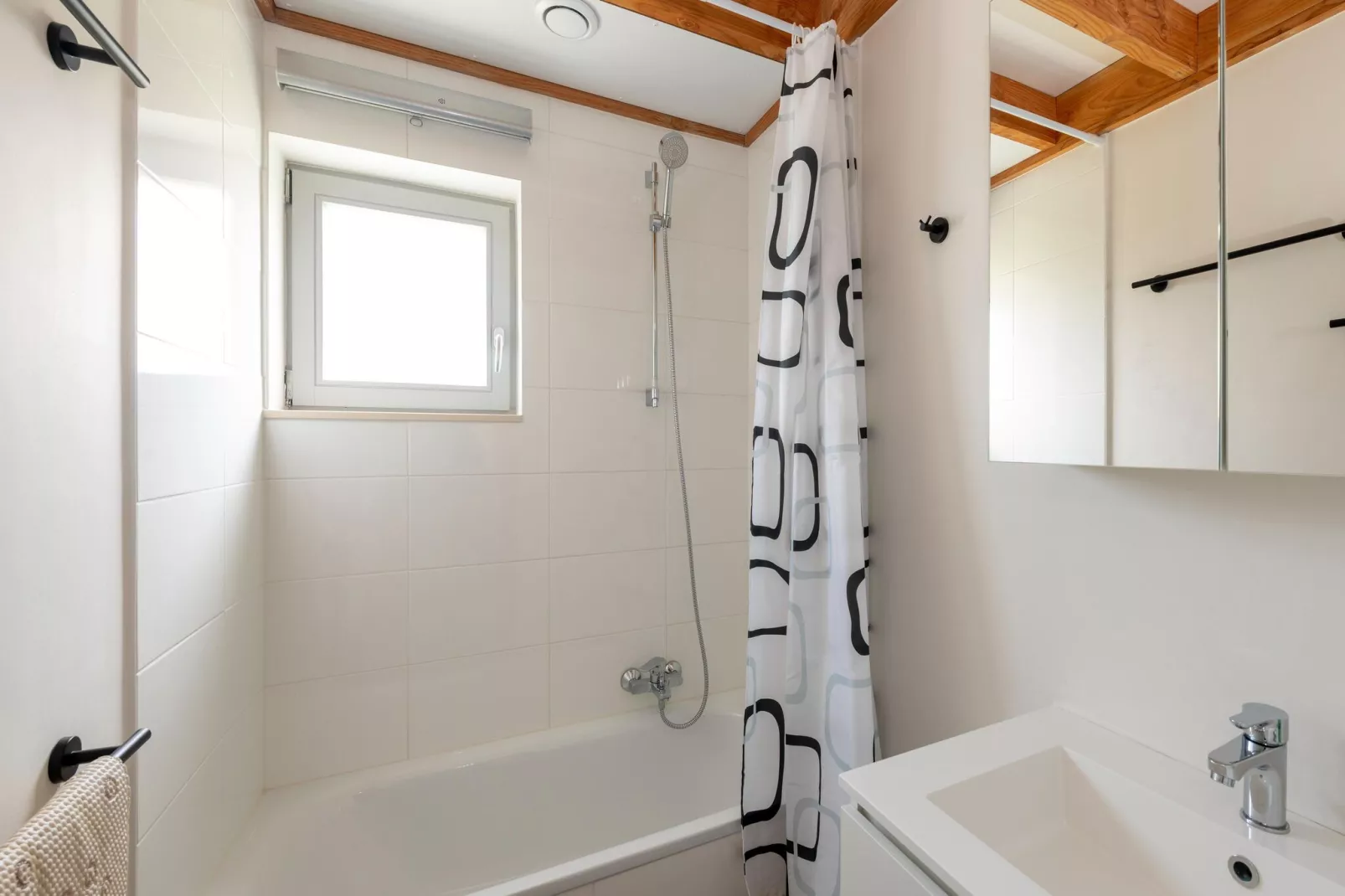 W88-Bathroom