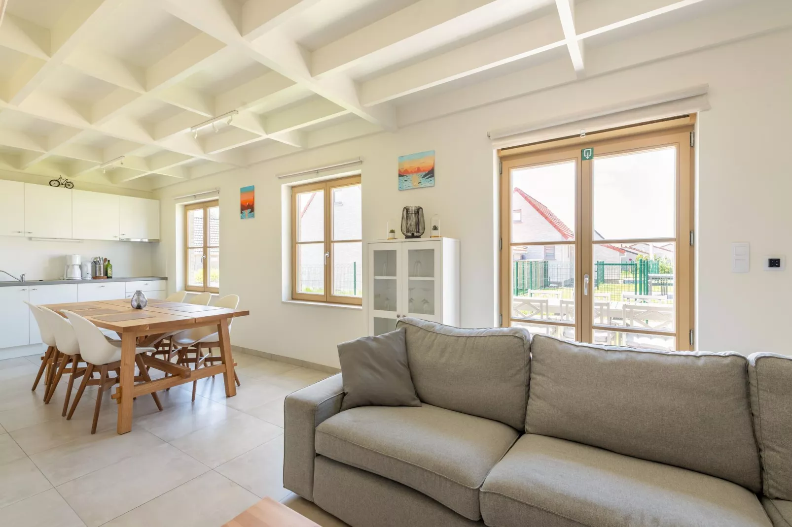 W90-Living room