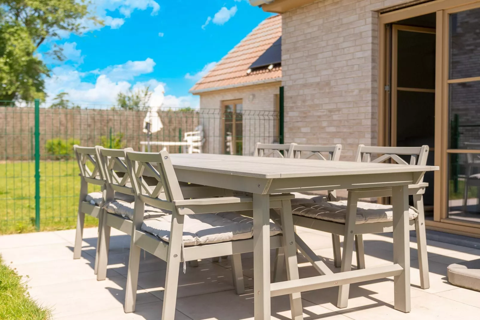W90-Terrace balcony