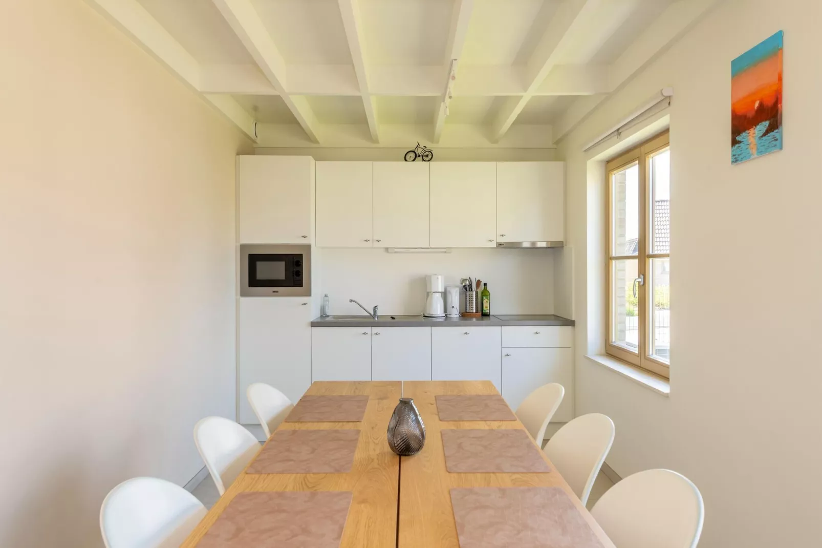 W90-Dining room