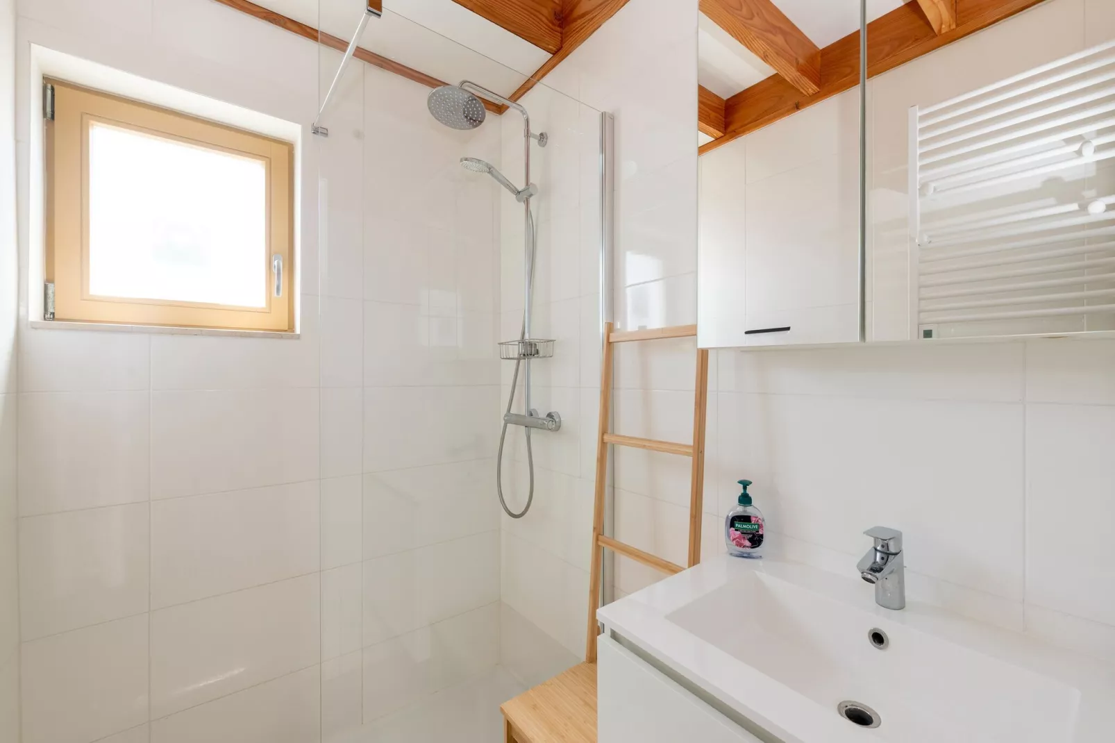 W90-Bathroom