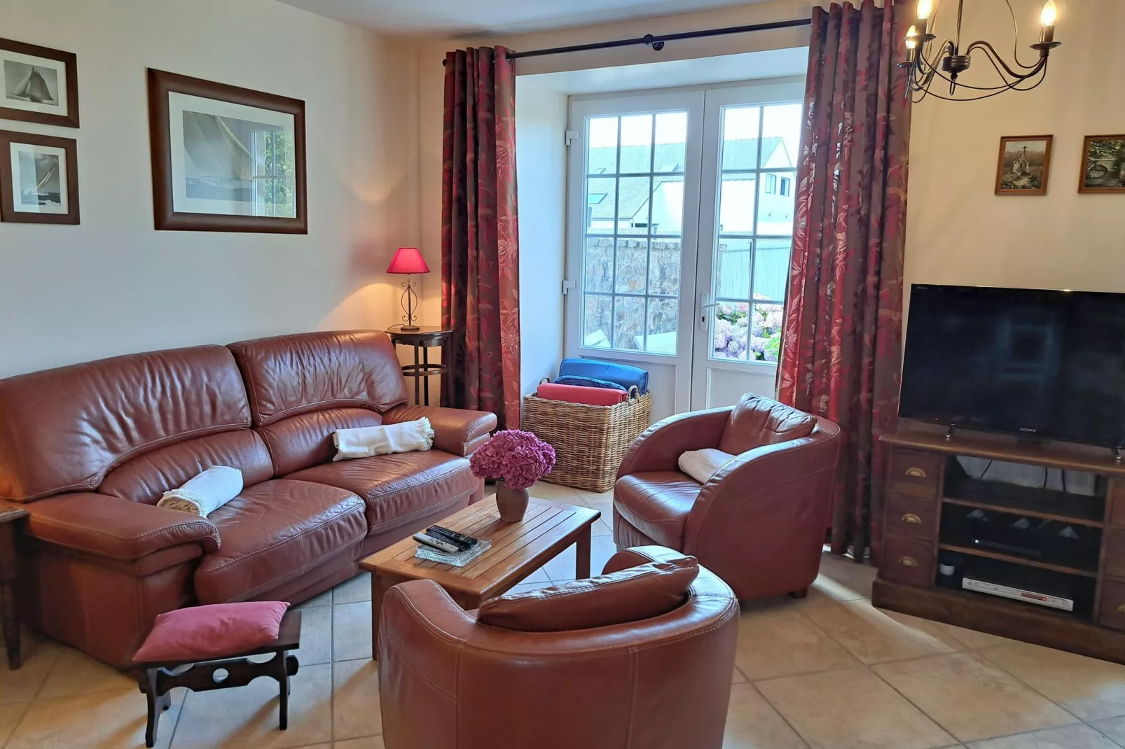 Steinhaus in unmitelbarer Meernähe Lannilis-Living room