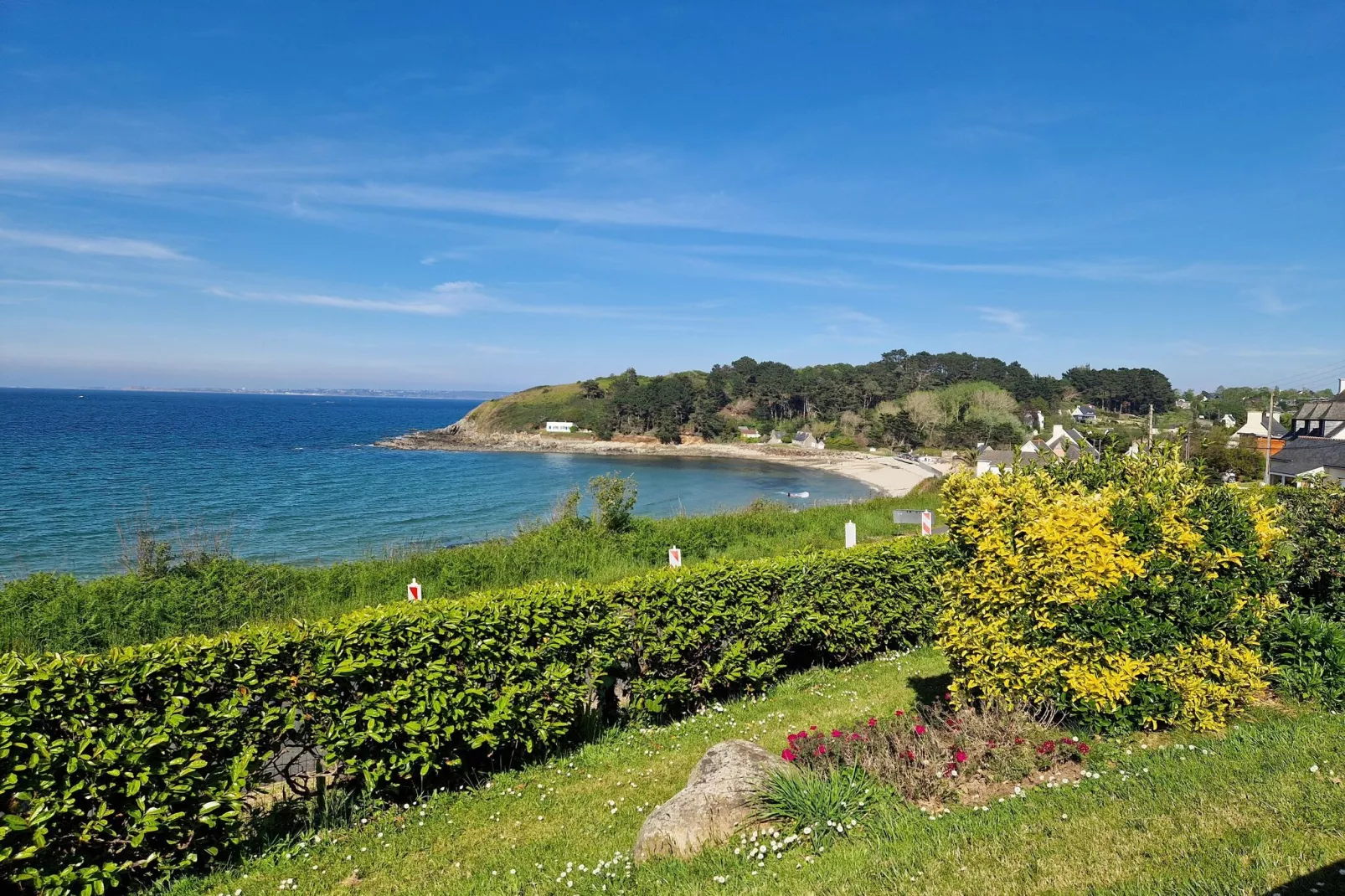 Holiday home Locquirec-Gardens in summer