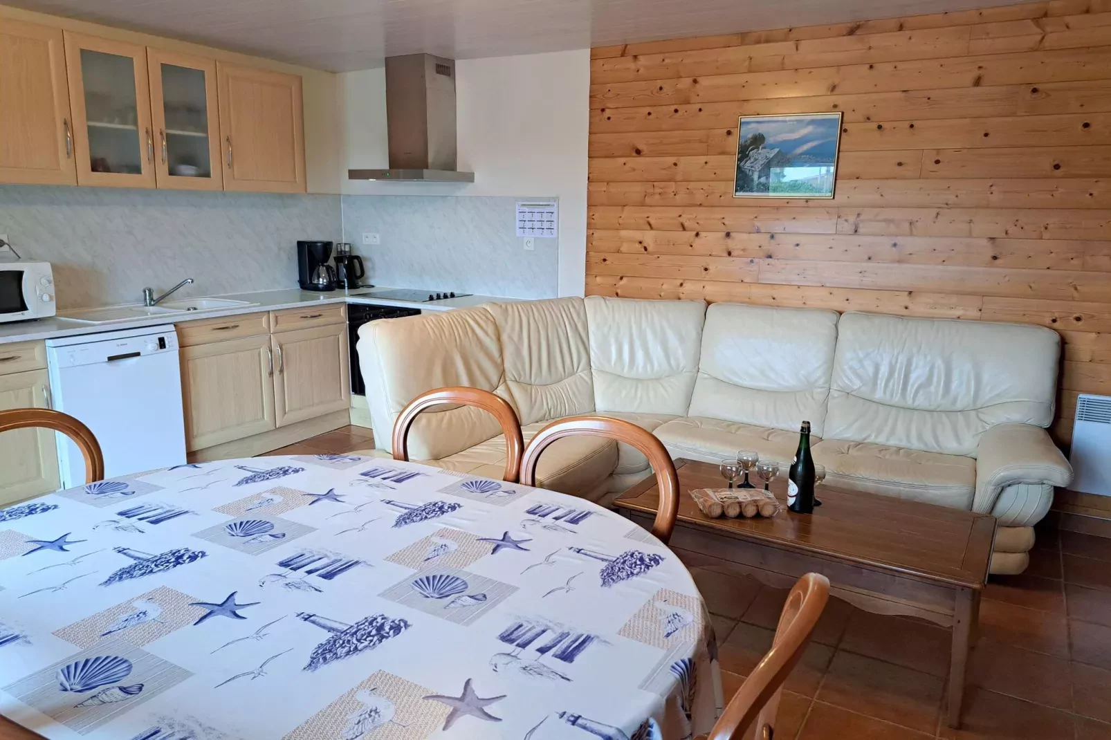 Steinhaus in Strandnähe Cléder-Living room