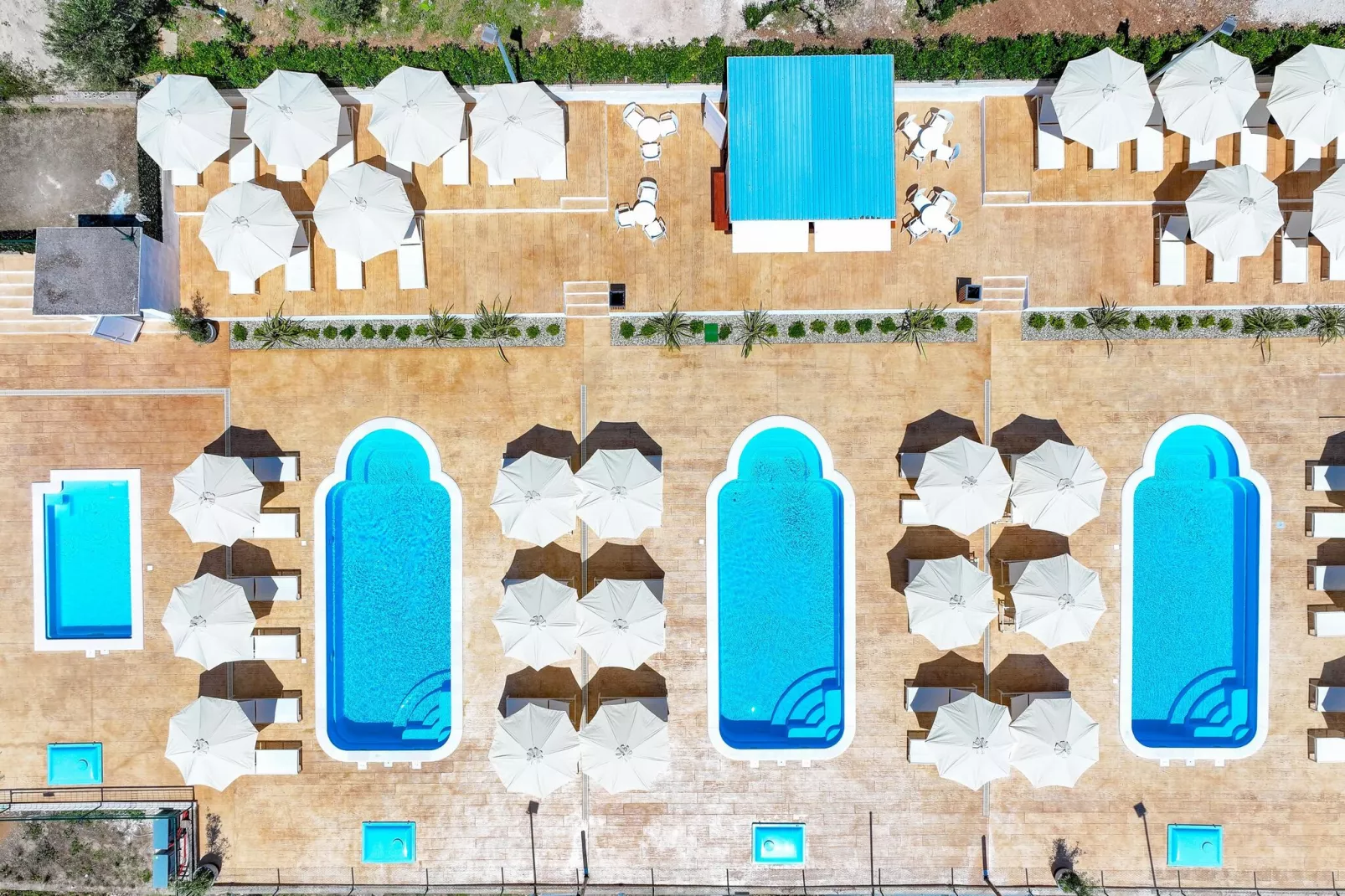 Apartments Medena Trogir - Seget Donji - A2plus2 Superior seaside-Pool