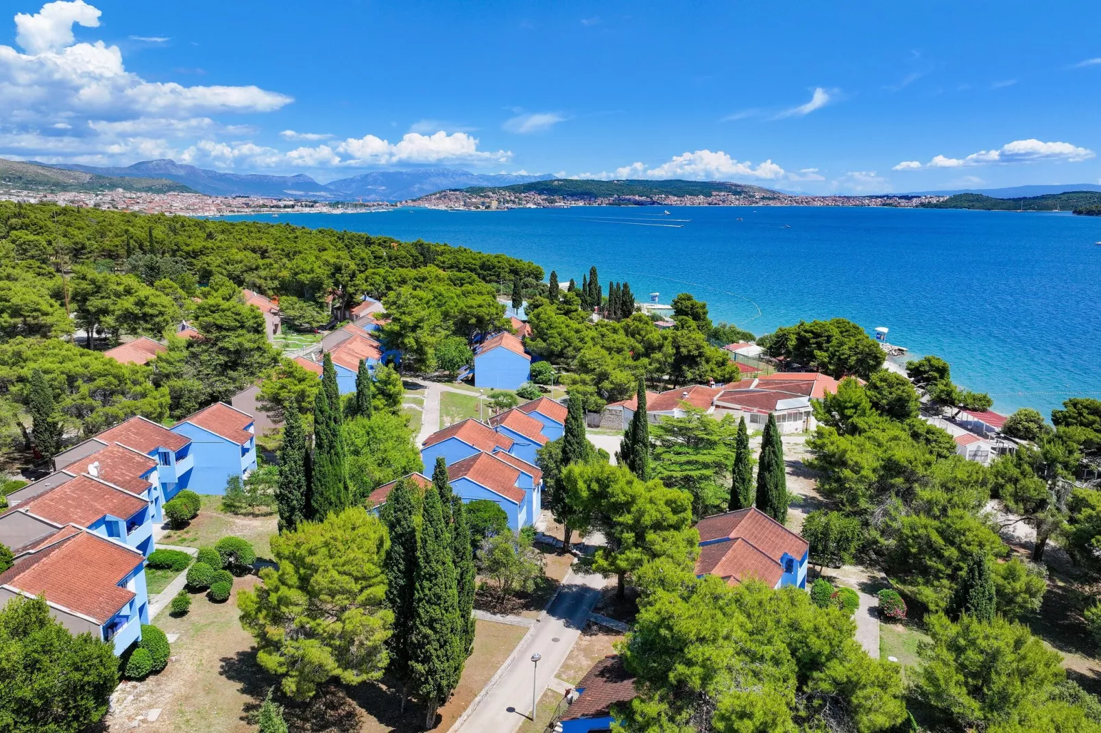 Apartments Medena Trogir - Seget Donji - B 4plus1 Superior Seaside