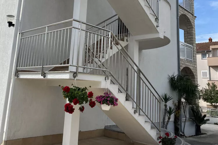 Apartments Adelheid, Biograd-Typ A5B, im OG, ca. 60 qm, für 1-4 Pers.-Outdoor