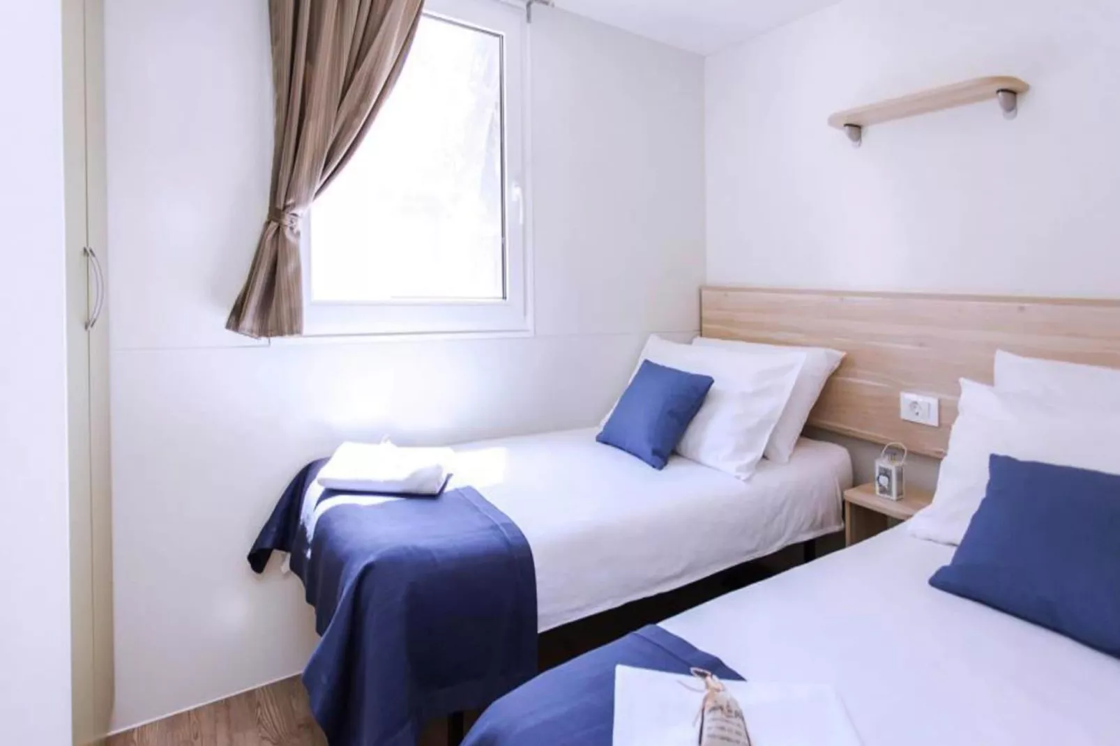 Mobile Homes in Camping Park Soline - Biograd - Type Dalmatia Plus-Bedroom