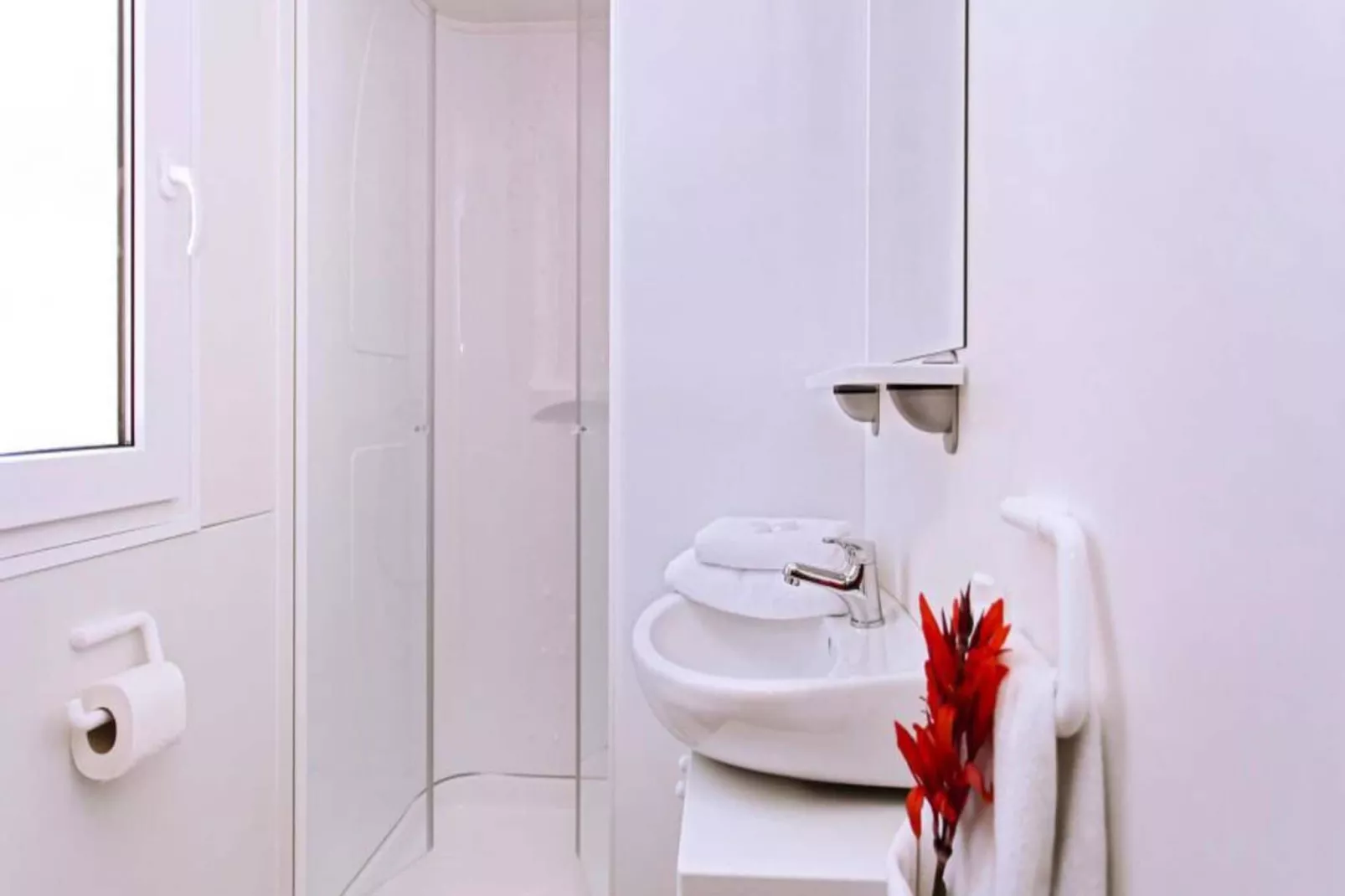 Mobile Homes in Camping Park Soline - Biograd - Type Dalmatia Plus-Bathroom