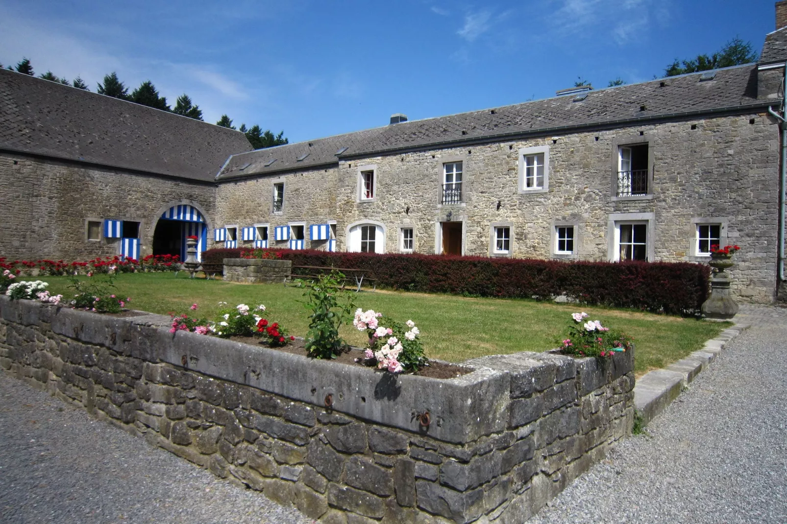 La Bastide-Außenbereich Sommer