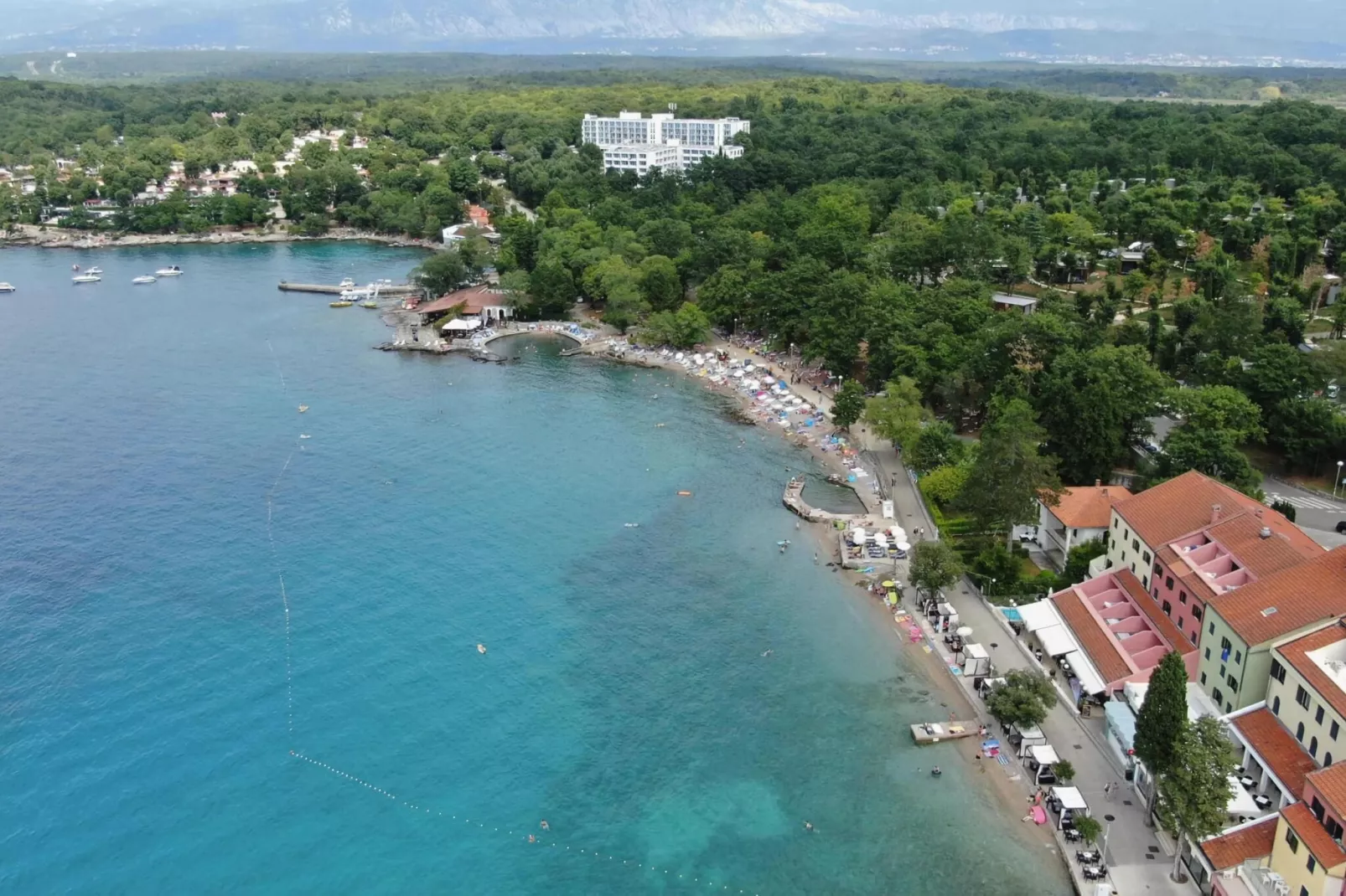 Aminess Gaia Green Villas Njivice - Bungalow Pinus 4 plus 2 ca 50 qm-Areas summer 5km