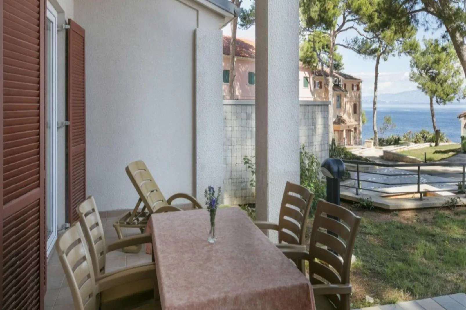 Apartments Punta, Veli Losinj-A2 (2+2), ca. 45 qm, für 4 Pers.-Balcon-terrasse