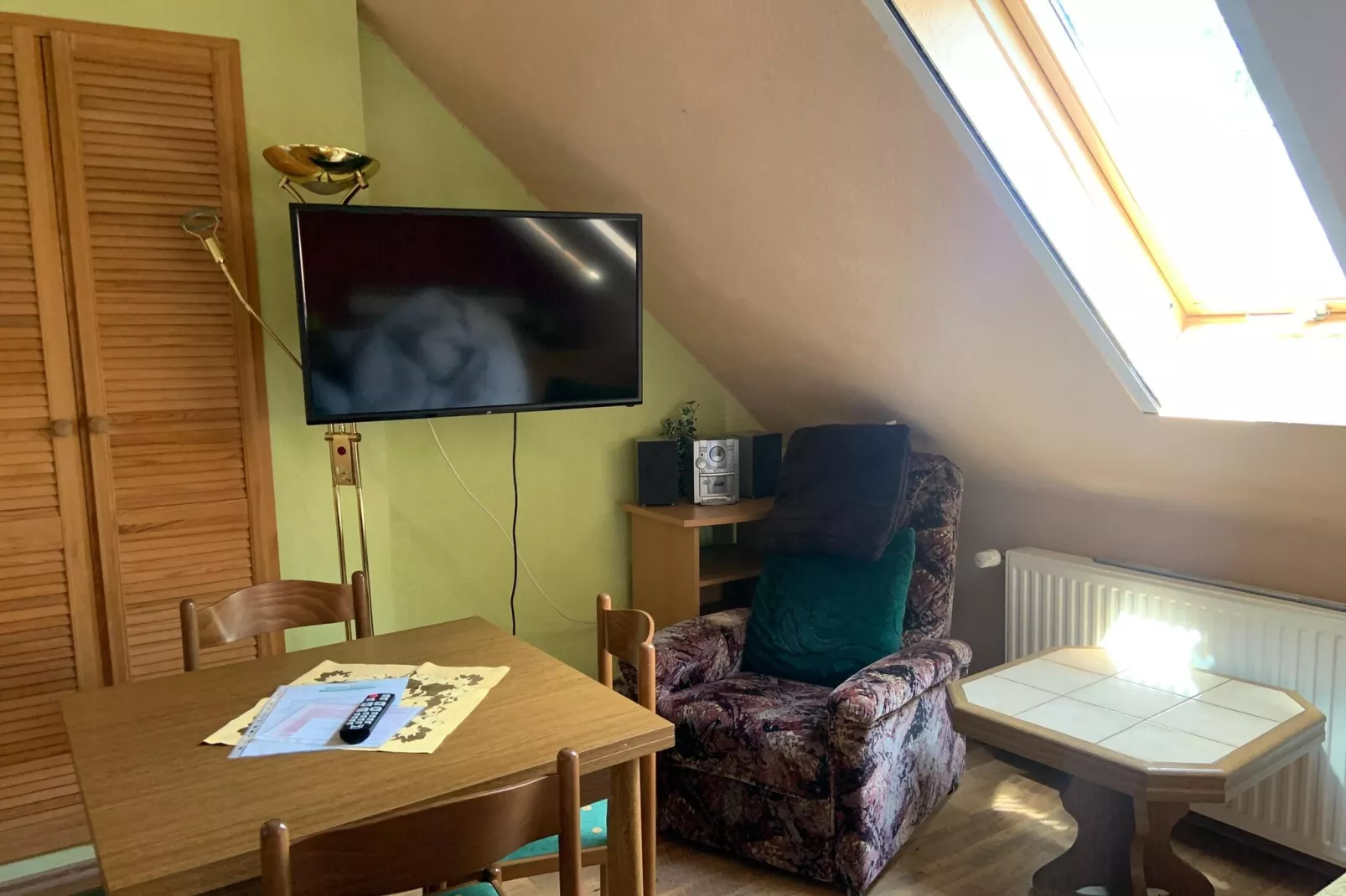 2-Raum-App im DG 40 qm-Living room