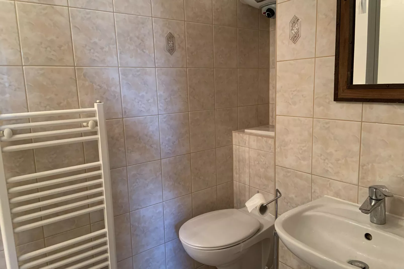 2-Raum-App im DG 40 qm-Bathroom