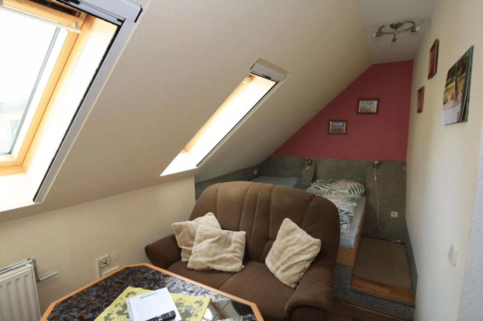 Studio im DG 23 qm-Living room