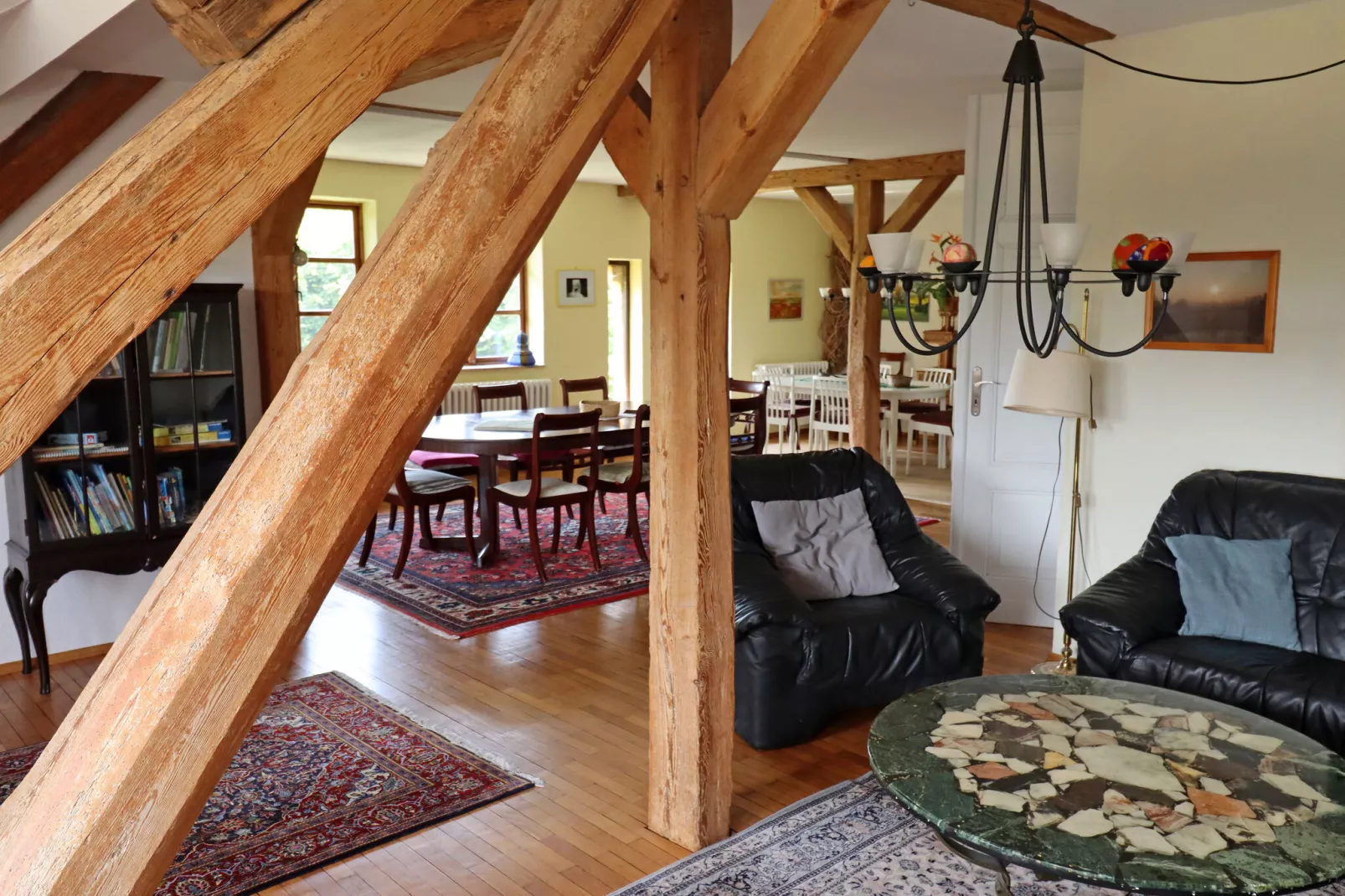 Ferienwohnung Parkblick mit 3 Schlafzimmern-Living room