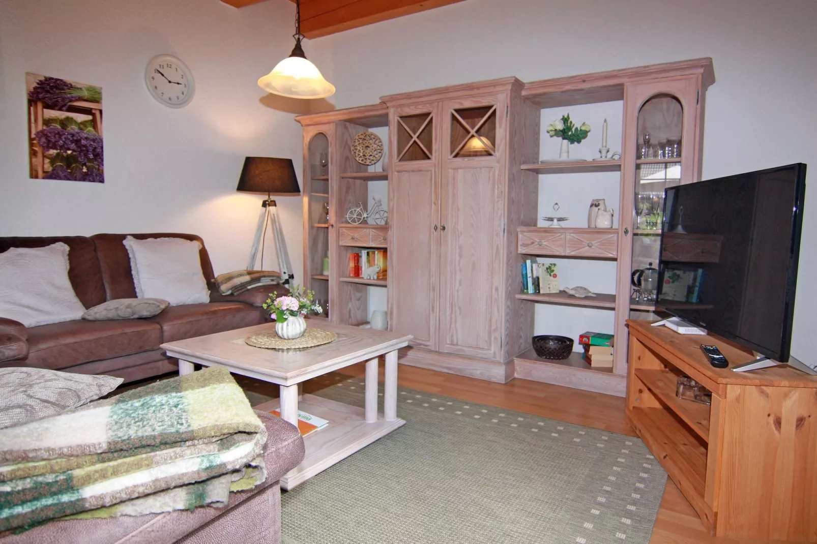Ferienhaus mit Garten und Terrasse vor Rostock/Warnemünde-Living room
