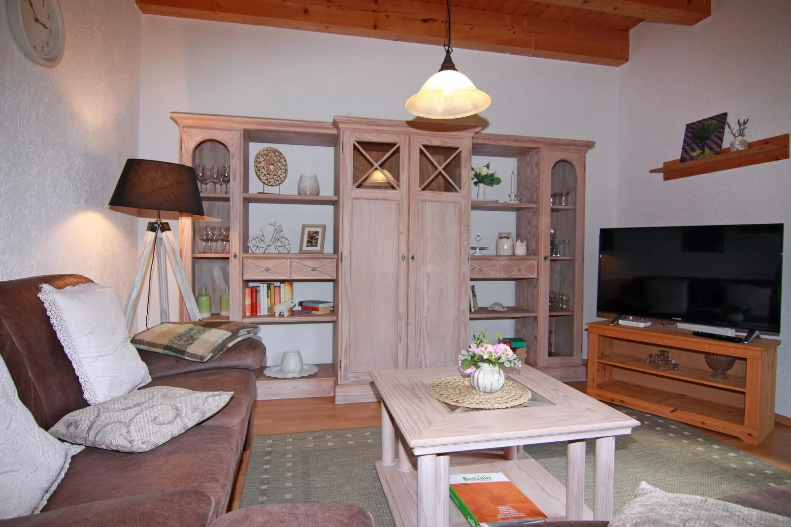 Ferienhaus mit Garten und Terrasse vor Rostock/Warnemünde-Living room